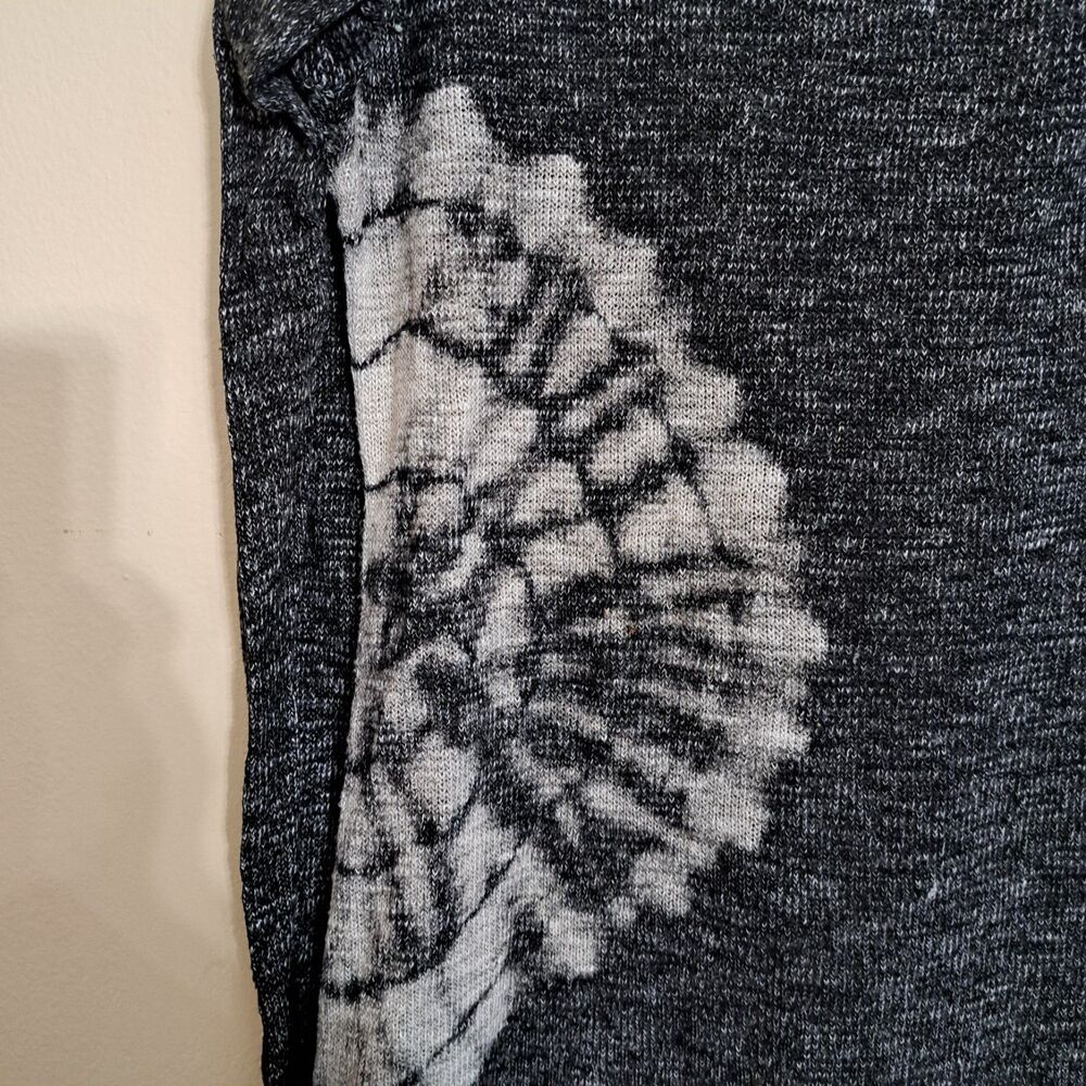 T Party Tie Dye Long Sleeve Sweater Shirt Womens Black size: Large - Picture 2 of 7
